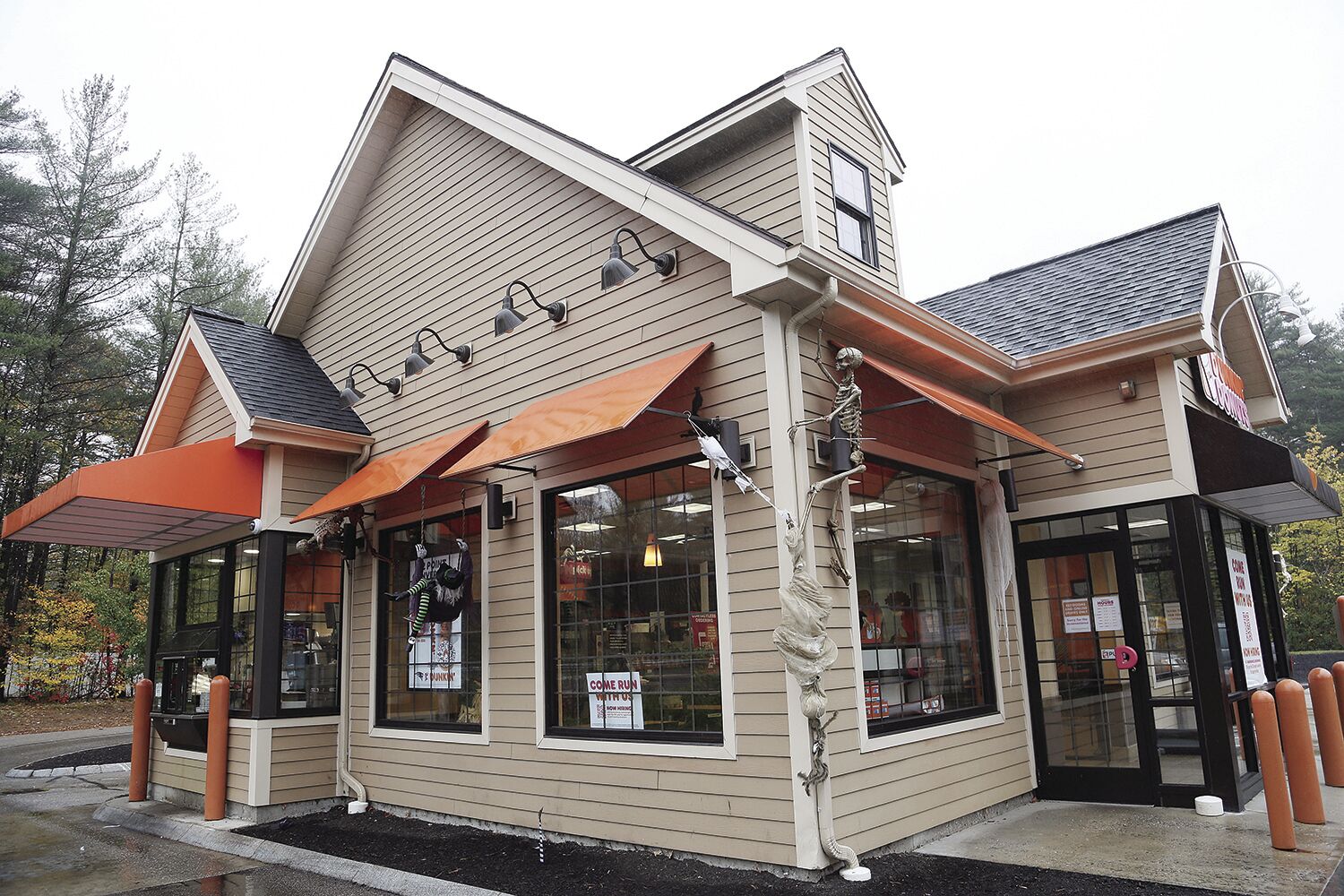10-25-21 Spooky Decor Dunkin' wide